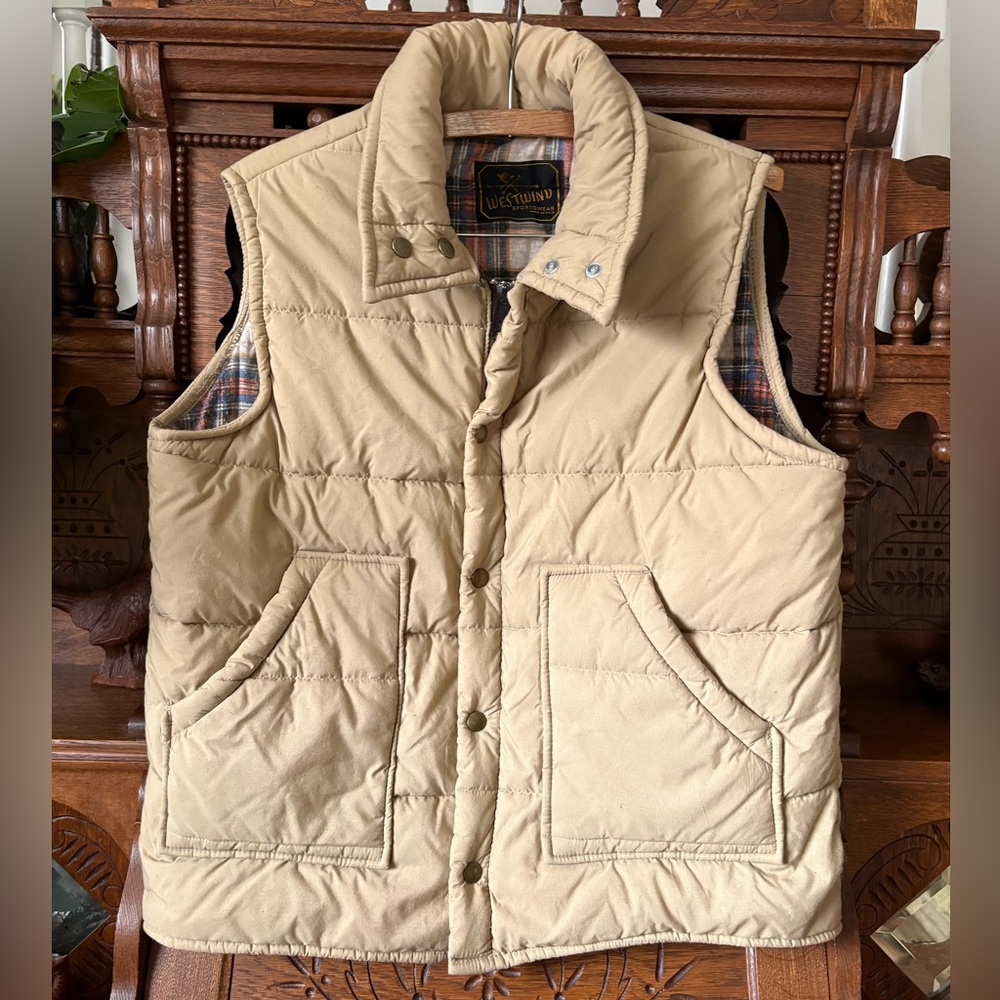 Men's Vintage 80s Tan Quilted Puffer Vest Size Medium